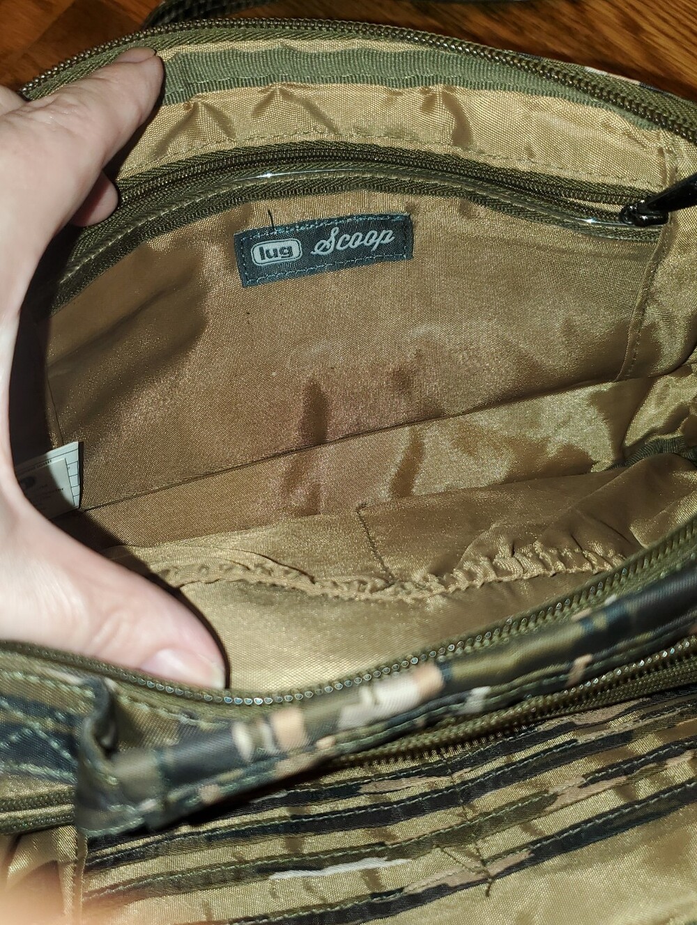 LUG Scoop Crossbody Bag in Multi-Tone Olive Camo EUC - Picture 3 of 7